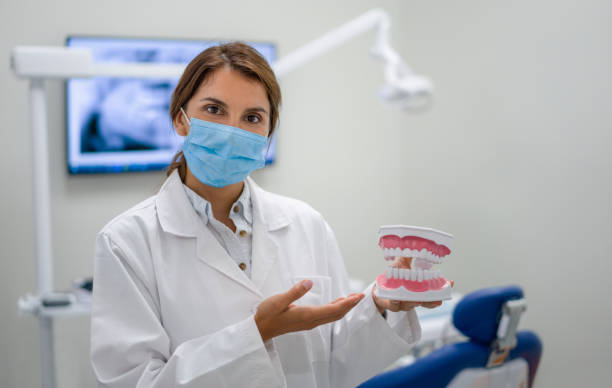 Best Emergency Tooth Extraction in Oasis, CA