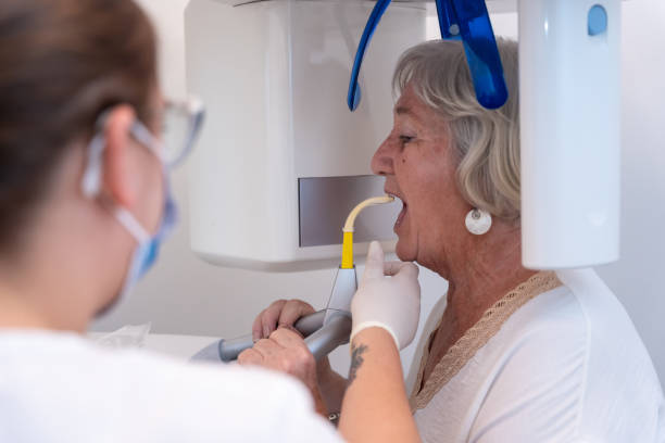Best Pediatric Emergency Dentist in Oasis, CA